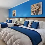 Port View 4*