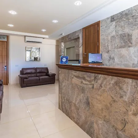 Port View Pensión 4*