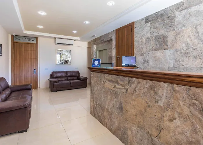 Port View בית הארחה 4*