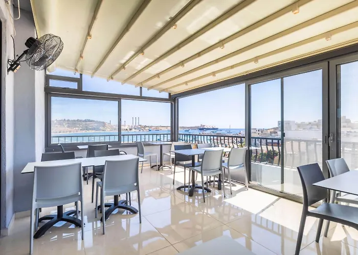 Port View 4* Марсашлокк